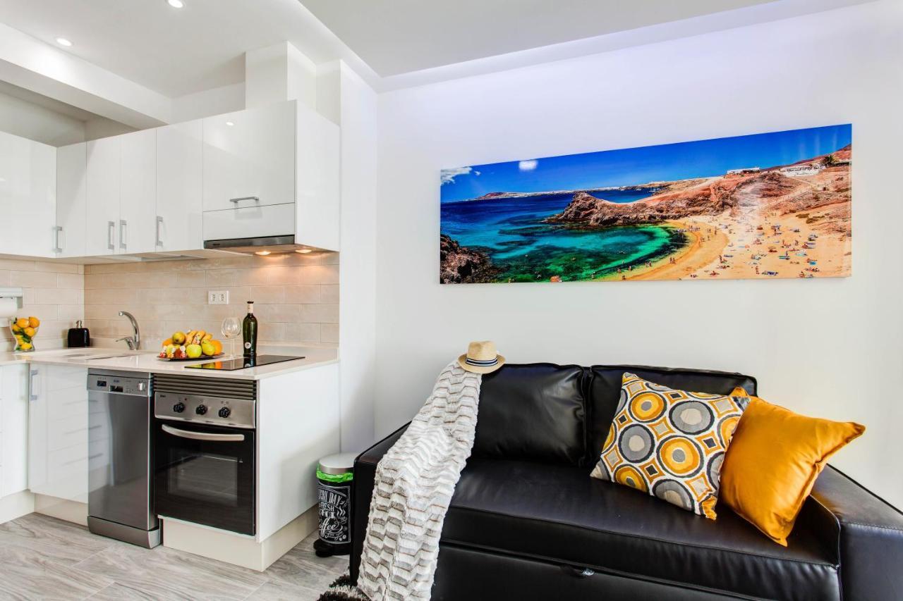 El Galeon Apartment Playa Blanca  Exterior photo